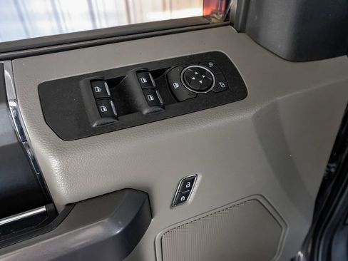 Used 2020 Ford F150 XLT w/ Equipment Group 302A Luxury AWD/4WD image 43