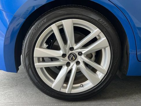 Used 2021 Lexus IS 300 w/ Comfort Package RWD image 11