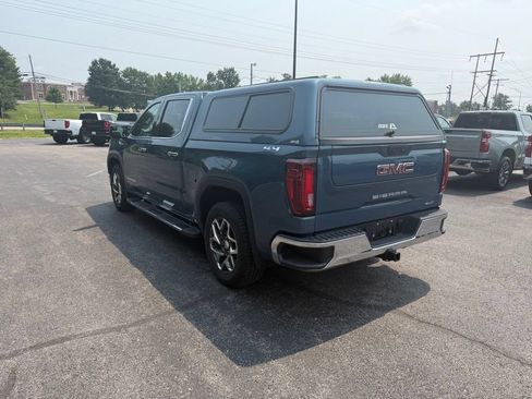 Used 2024 GMC Sierra 1500 SLT w/ SLT Premium Package AWD/4WD image 4