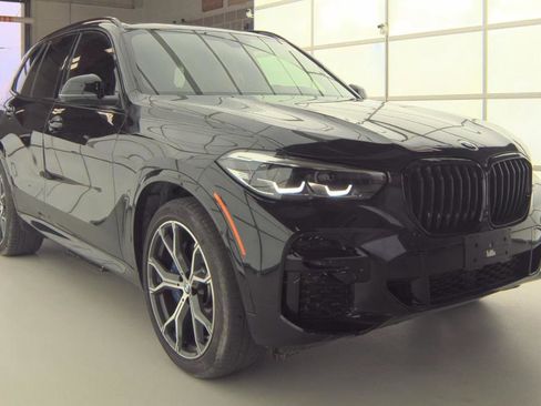 Used 2022 BMW X5 xDrive40i image 3