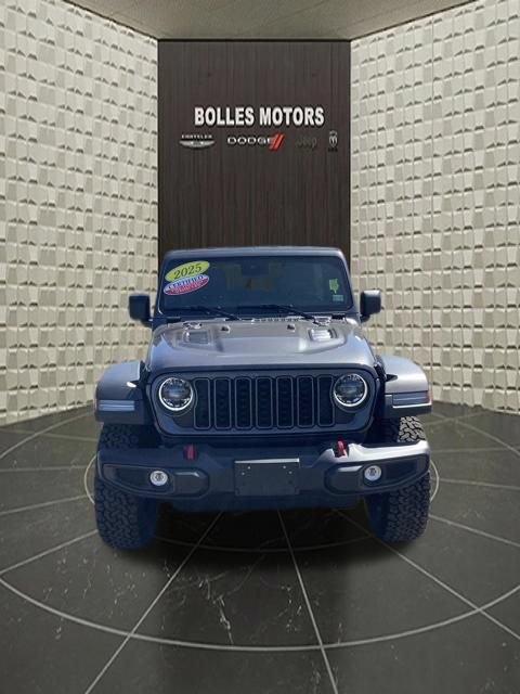 Certified 2025 Jeep Wrangler Unlimited Rubicon AWD/4WD image 10