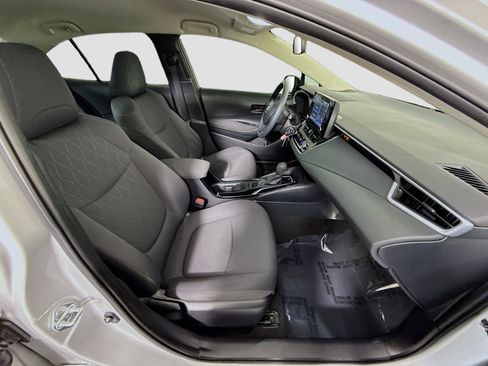Used 2022 Toyota Corolla LE image 28