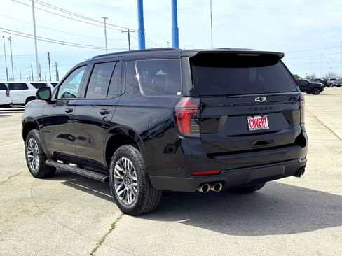 Used 2025 Chevrolet Tahoe Z71 image 9