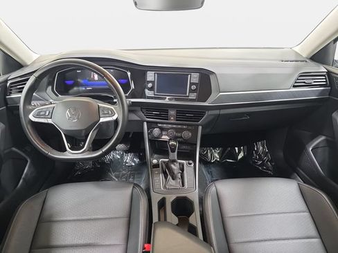 Used 2023 Volkswagen Jetta SE FWD image 10