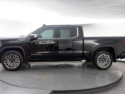 Used 2024 GMC Sierra 1500 Denali Ultimate AWD/4WD image 3