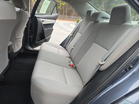 Used 2014 Toyota Corolla LE image 15