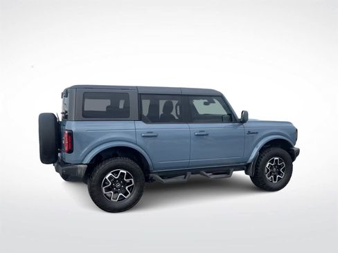 Used 2023 Ford Bronco Outer Banks image 9
