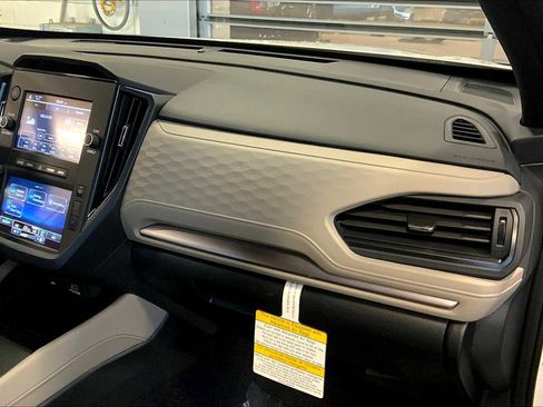 Certified 2025 Subaru Forester image 17