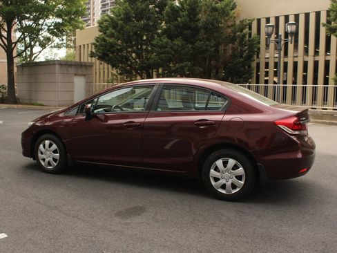 Used 2015 Honda Civic LX image 9