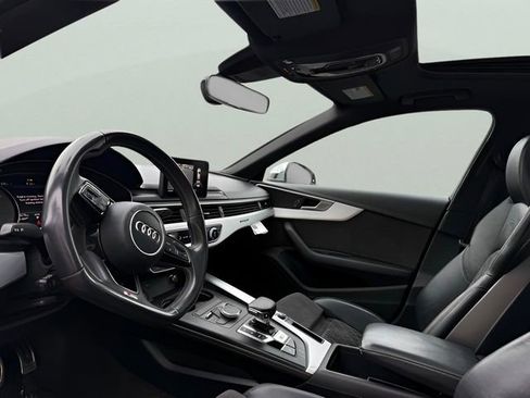 Used 2019 Audi S4 Premium image 10