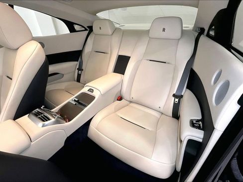Used 2017 Rolls-Royce Wraith Base image 27