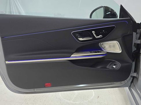 New 2026 Mercedes-Benz CLE 300 4MATIC Coupe image 19