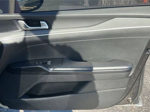 Used 2022 Kia K5 GT-Line image 9