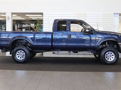 Used 2002 Ford F350 XLT AWD/4WD image 5