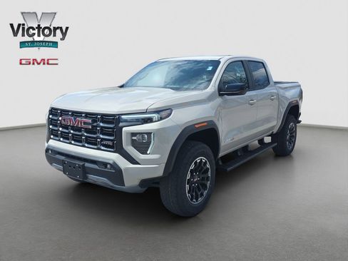 New 2026 GMC Canyon AT4 AWD/4WD image 3