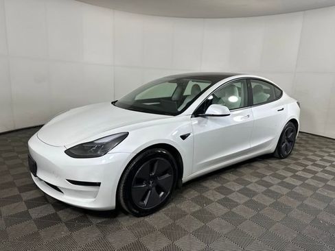 Used 2023 Tesla Model 3 Long Range image 7