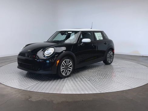 Used 2027 MINI Cooper S FWD image 4