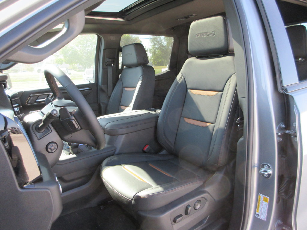 New 2026 GMC Sierra 1500 AT4 w/ AT4 Premium Package AWD/4WD image 12
