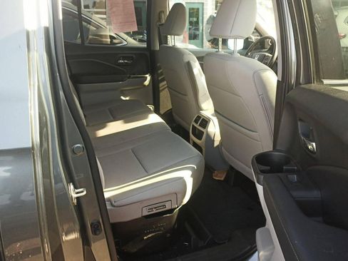 Used 2019 Honda Ridgeline RTL image 2