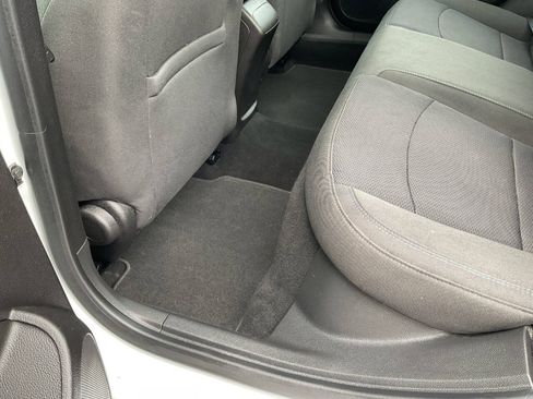 Used 2016 Chevrolet Cruze LT FWD image 30