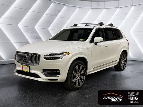 Used 2024 Volvo XC90 T8 Ultimate AWD/4WD image 1