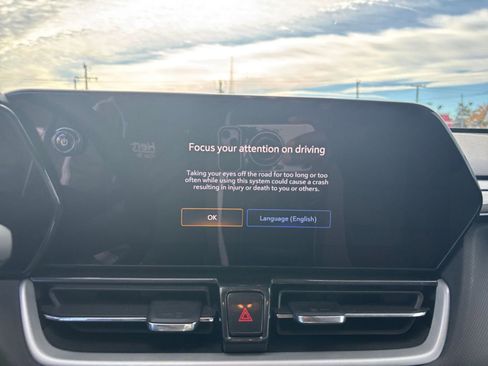 Used 2025 Chevrolet TrailBlazer LT image 21