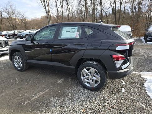 New 2026 Hyundai Kona SE image 3