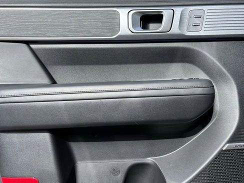 Used 2024 Hyundai Santa Fe Limited image 12