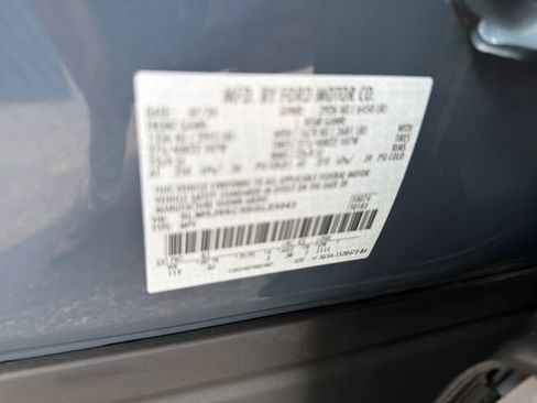 Used 2025 Lincoln Aviator Black Label AWD/4WD image 35