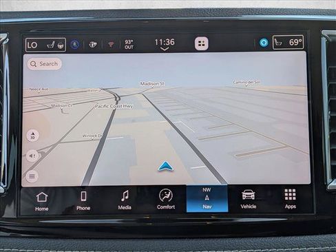 Used 2021 Chrysler Pacifica Limited w/ Premium & Safety Sphere Group FWD image 12