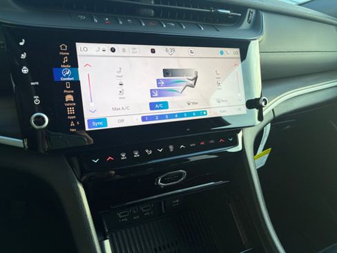 New 2026 Jeep Grand Cherokee Limited Reserve image 23