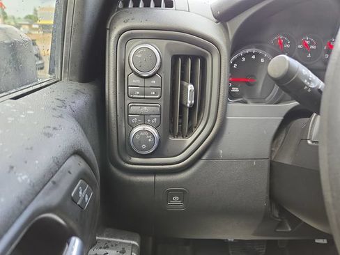 Used 2021 GMC Sierra 2500 4x4 Crew Cab w/ Fleet Convenience Package image 20
