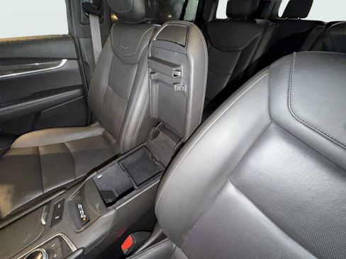 Used 2021 Cadillac XT6 Sport image 36