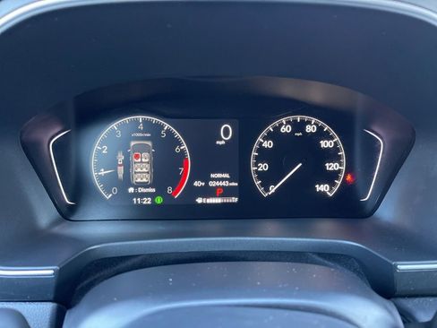 Used 2025 Honda Pilot EX-L image 9