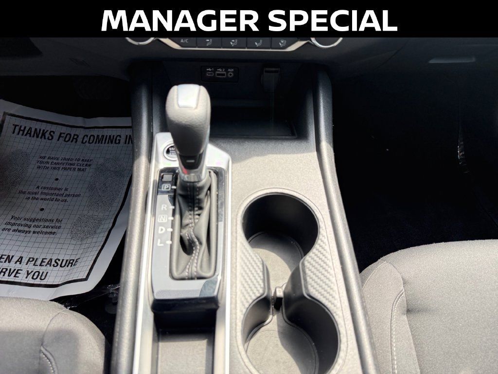 Used 2025 Nissan Altima 2.5 S FWD image 12