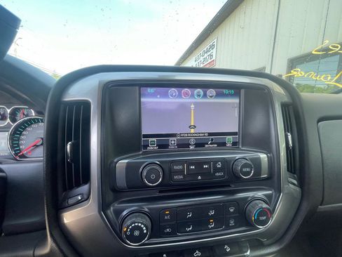 Used 2016 Chevrolet Silverado 1500 LT w/ LT Convenience Package AWD/4WD image 14