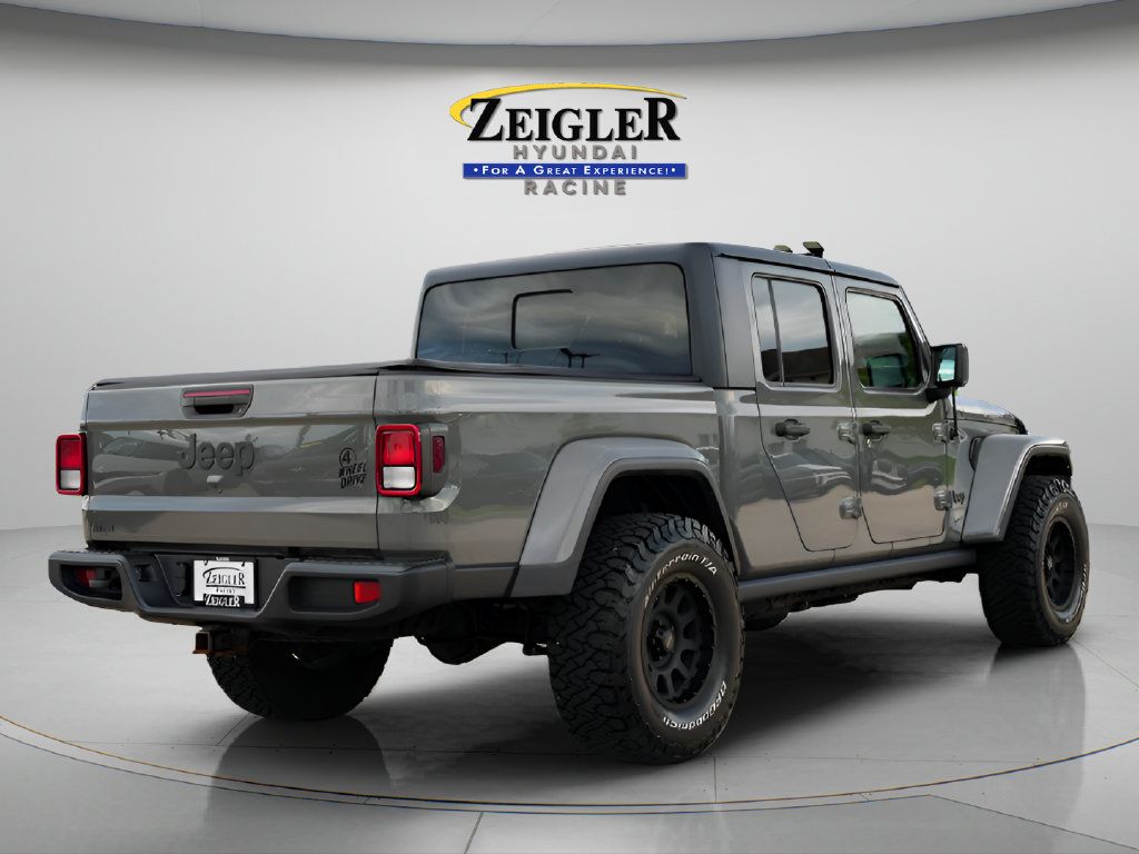 Used 2021 Jeep Gladiator Sport AWD/4WD image 7