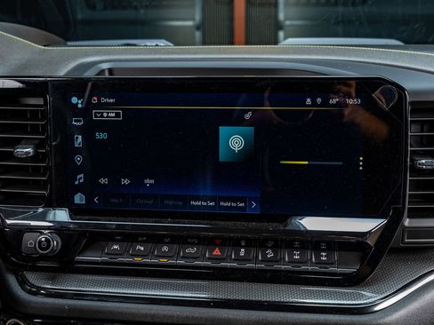 Used 2023 Chevrolet Silverado 1500 ZR2 w/ Technology Package image 24