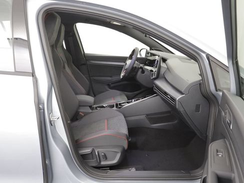 New 2026 Volkswagen GTI SE FWD image 19