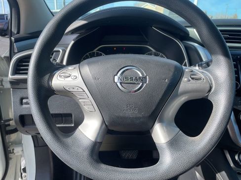 Used 2017 Nissan Murano S image 20