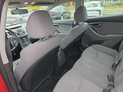Used 2016 Hyundai Elantra SE FWD image 9