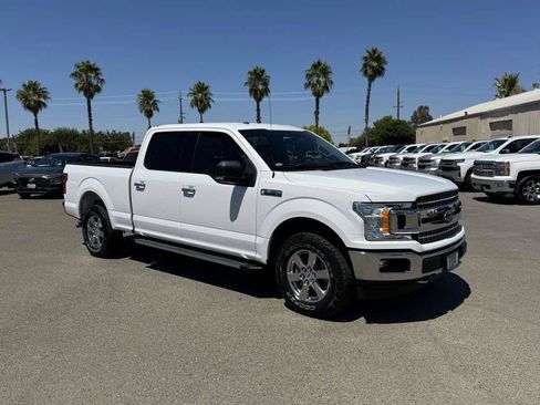 Used 2018 Ford F150 XLT w/ Equipment Group 302A Luxury AWD/4WD image 12