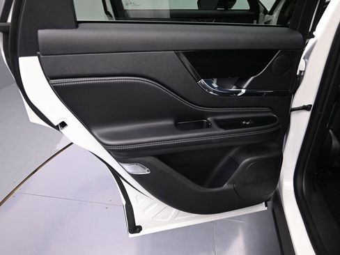 New 2026 Lincoln Corsair Premiere image 22