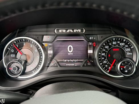 Used 2022 RAM 1500 Big Horn AWD/4WD image 9