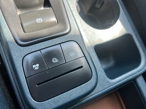 Used 2024 Ford Maverick Lariat FWD image 27