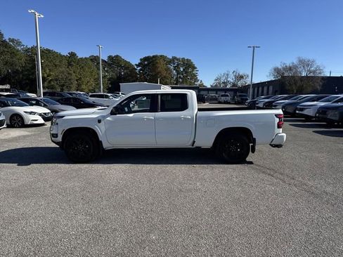 New 2026 Nissan Frontier SV w/ Tow Package image 8