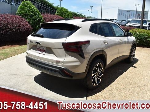 New 2026 Chevrolet Trax RS w/ Driver Confidence Package FWD image 10