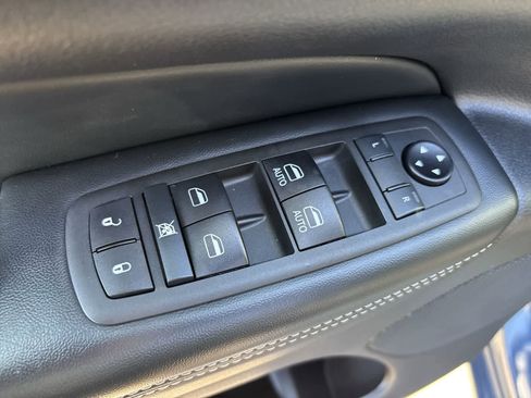 Used 2021 Jeep Grand Cherokee Limited w/ Quick Order Package 28K 80th AWD/4WD image 9
