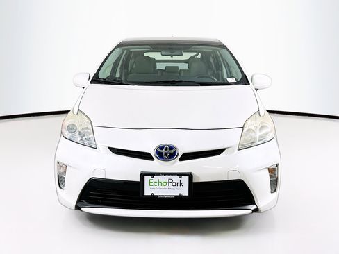 Used 2014 Toyota Prius Three w/ Solar Roof Package image 2