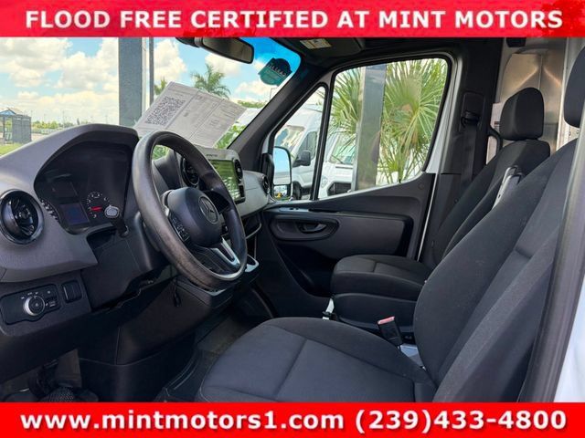 Used 2021 Mercedes-Benz Sprinter 2500 w/ Driver Convenience Package image 17